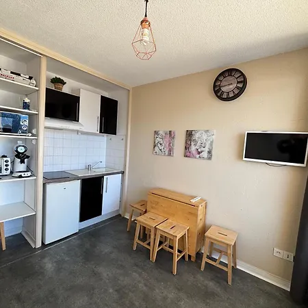 Pied Des Pistes Vue Sur Les Sommets Lägenhet